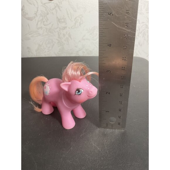 Vintage My Little Pony Pink Unicorn Figure - Picture 2 of 6
